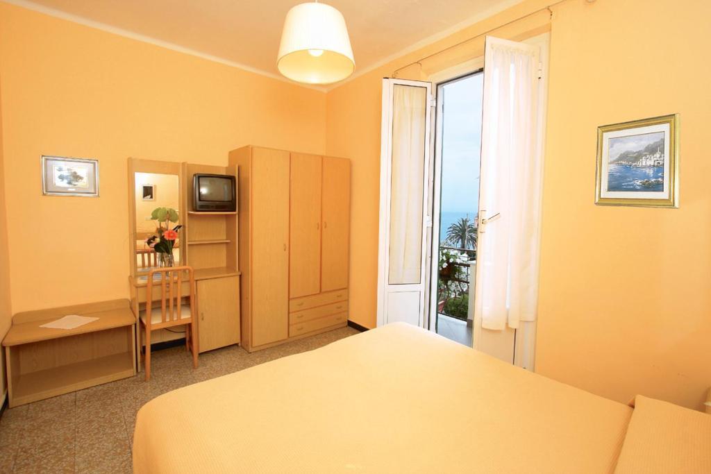 Hotel Villa Bianca Laigueglia Szoba fotó