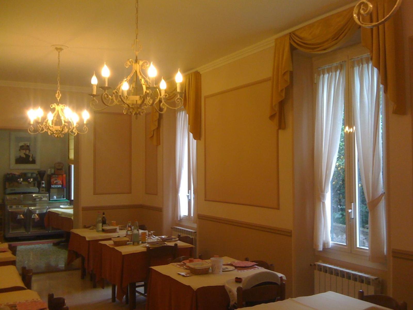 Hotel Villa Bianca Laigueglia Kültér fotó